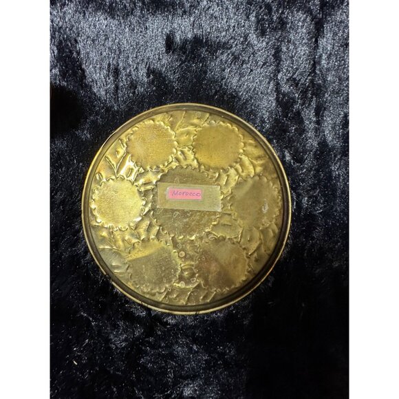 Child-Sized Brass Tea Set India Footed Pot 6 Cups Tray Etched Decoration - Picture 5 of 8